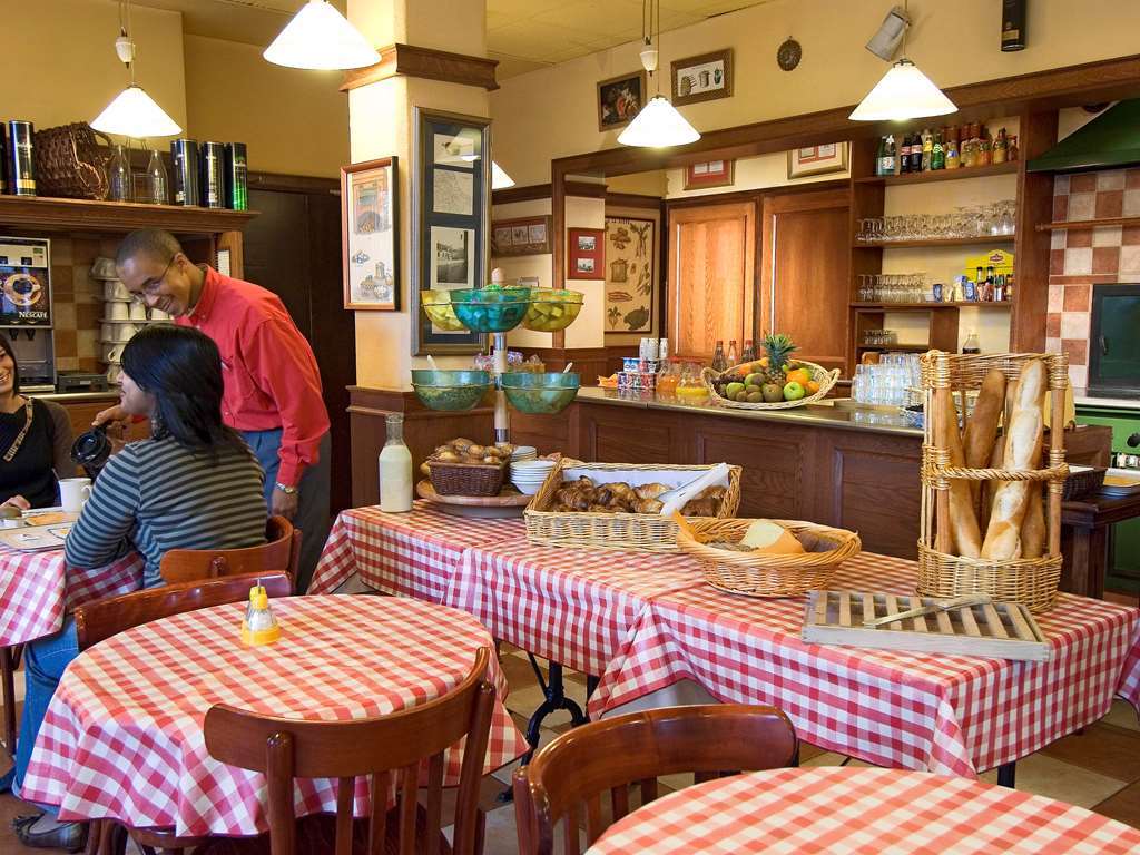 B&B Hotel Lille Roubaix Centre Grand-Place Restaurante foto