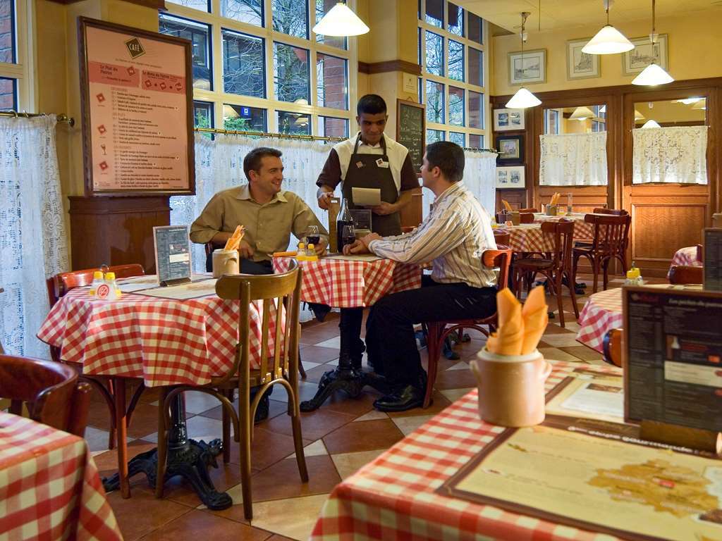 B&B Hotel Lille Roubaix Centre Grand-Place Restaurante foto