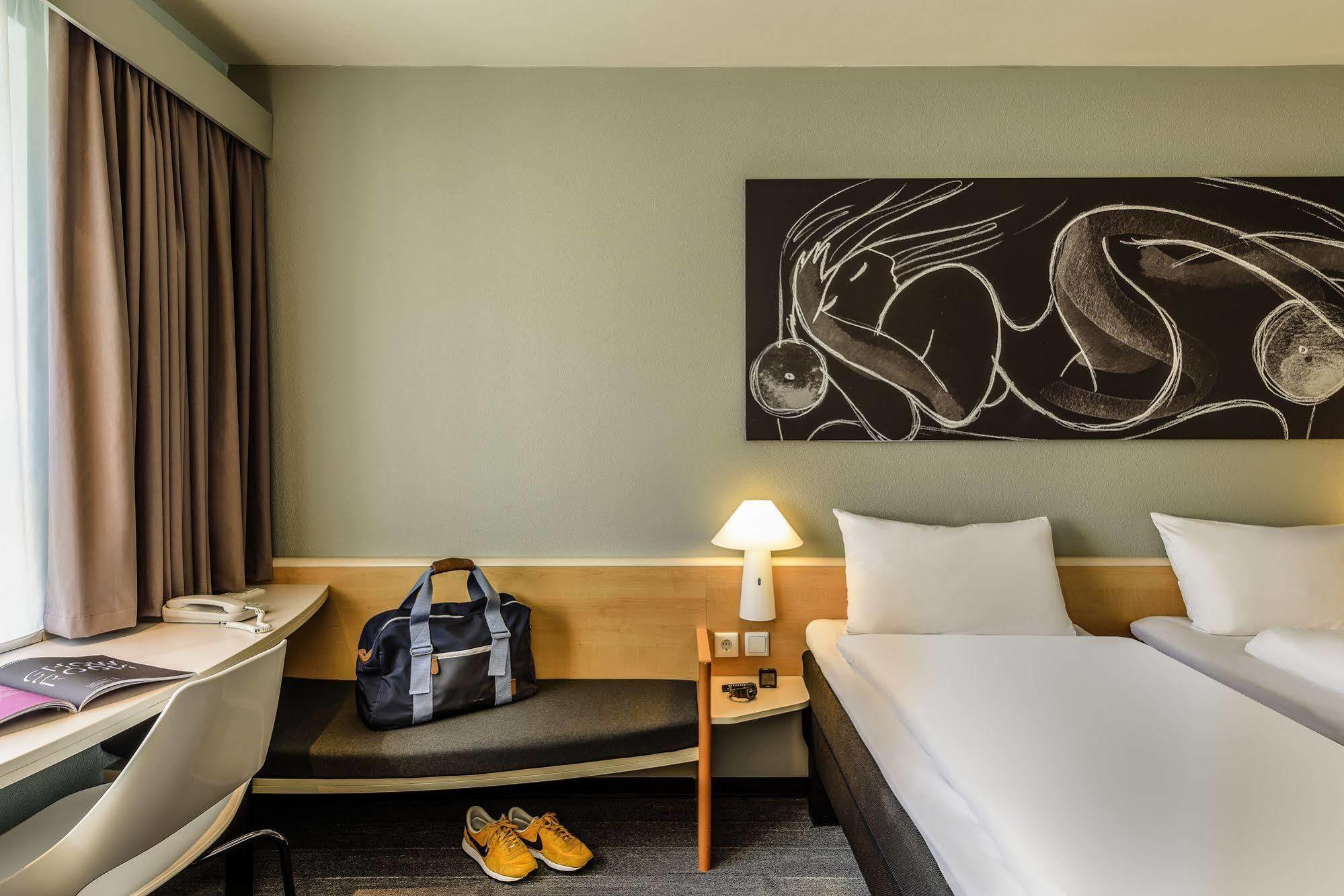B&B Hotel Lille Roubaix Centre Grand-Place Exterior foto